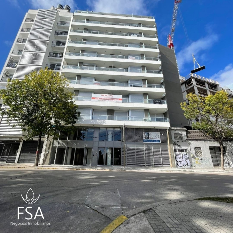 Venta Apartamento 2 Dormitorios Con Renta Balcón Al Frente Tres Cruces Montevideo St