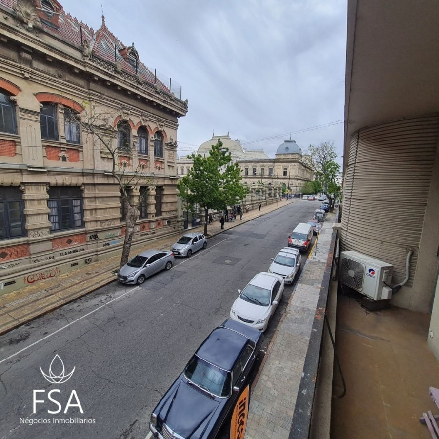 Venta Apartamento 2 Dormitorios Balcón Cordon Sur Montevideo St