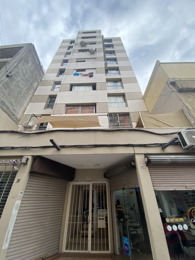 Venta Monoambiente Amoblado con Renta Cordón Montevideo Ev