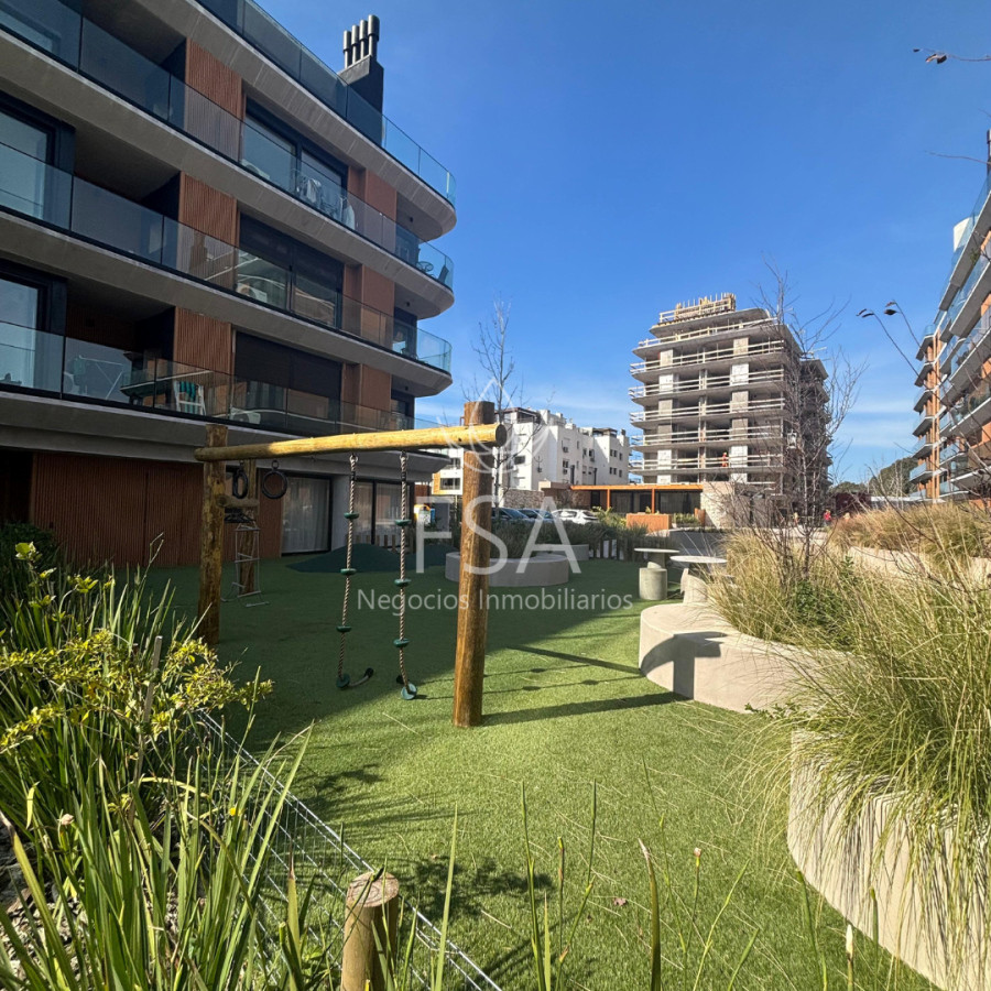 Venta Penthouse 3 Dormitorios A estrenar Amplia Terraza Garaje Barra de Carrasco Canelones F