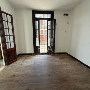 Venta Casa en PH 3+1 Dormitorios Azotea Bella Vista Montevideo E