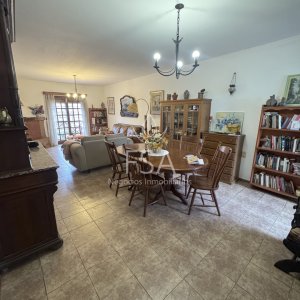 Venta Casa 4 Dormitorios 2 Baños Garaje La Blanqueada Montevideo E