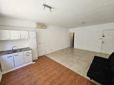 Venta de Monoambiente en cordón