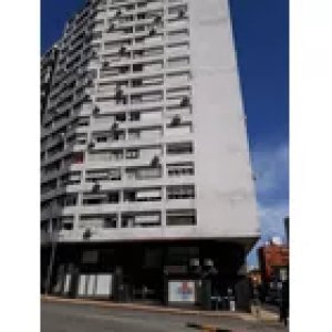Se Alquila lindo Apto en Pleno Centro