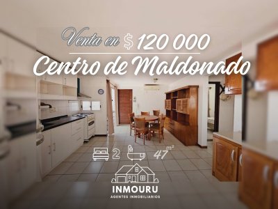 Vendo Apartamento tipo casa  2 Dorm. con cochera y Azotea con Parrillero