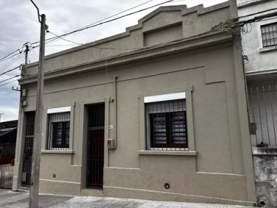 Venta de casa hermosa en Perez Castellanos