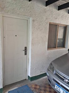 Se Venden dos  Hermosas Casas en un mismo Padrón, en Peñarol