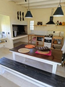 VENTA de hermosa casa de 3 dormitorios en Punta Rubia La Pedrera (Rocha)