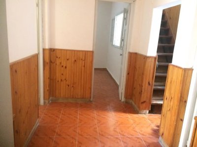 Alquiler de Hermosa Casa de 4 Dormitorios en la Blanqueada.