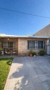 Se vende casa en exclusiva en la Unión.