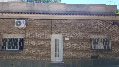 ALQUILER DE HERMOSA CASA EN BRAZO ORIENTAL DE 2 DORMITORIOS