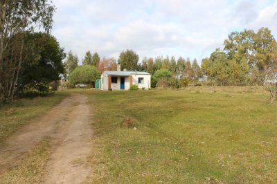 Venta de Excepcional campo con vivienda en San Jacinto