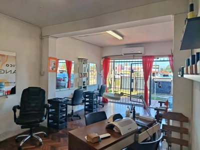 Venta de llave comercial (centro de estetica) en Shangrila