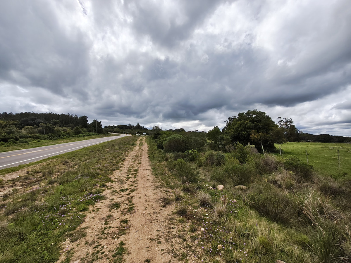 Venta chacra 5 hectáreas Pueblo Edén. Maldonado. 