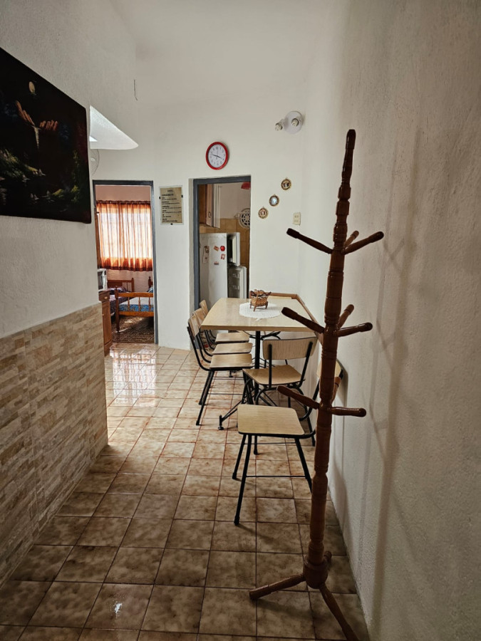 Casa 2 dormitorios en condominio 