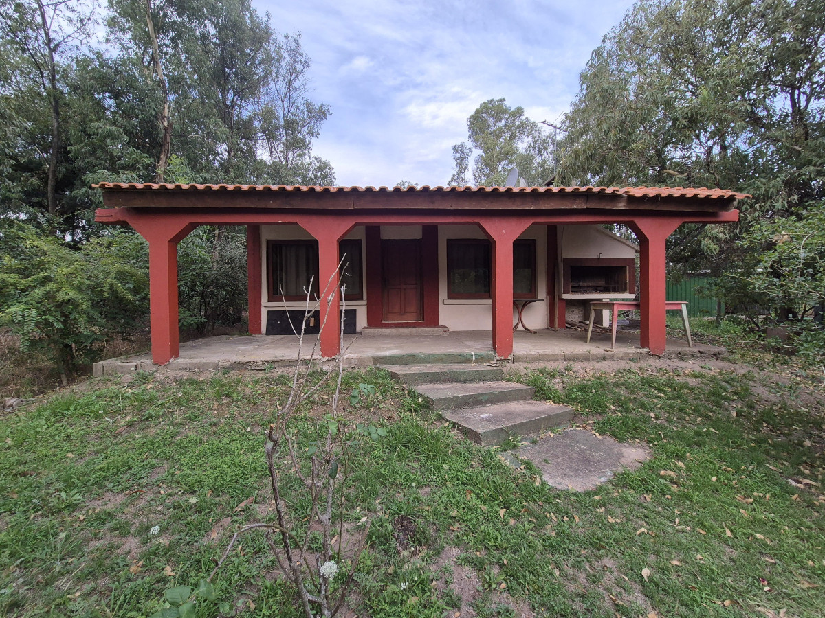 Casa en venta Piriápolis Playa Verde 2 dormitorios 1 baño.