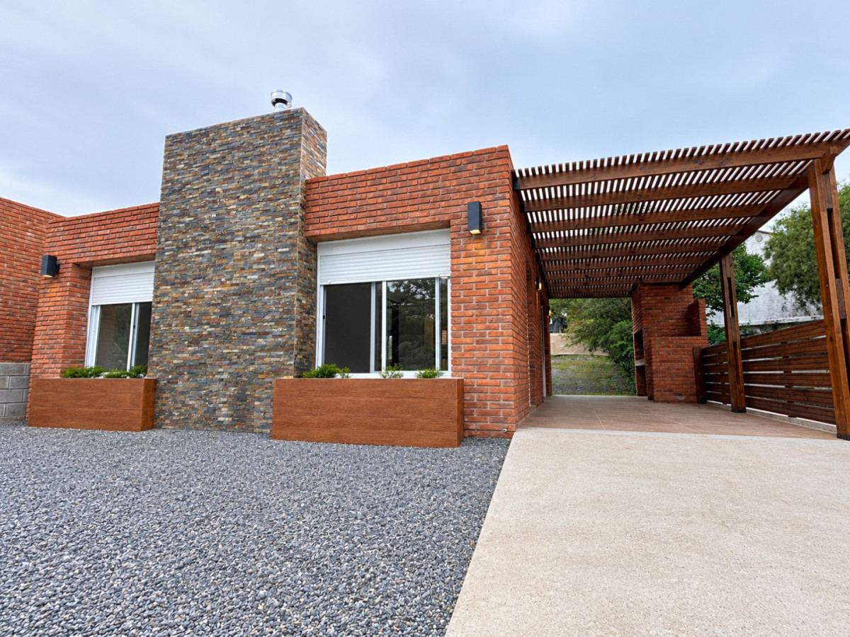 Casa a estrenar en Cerro de la Gloria
