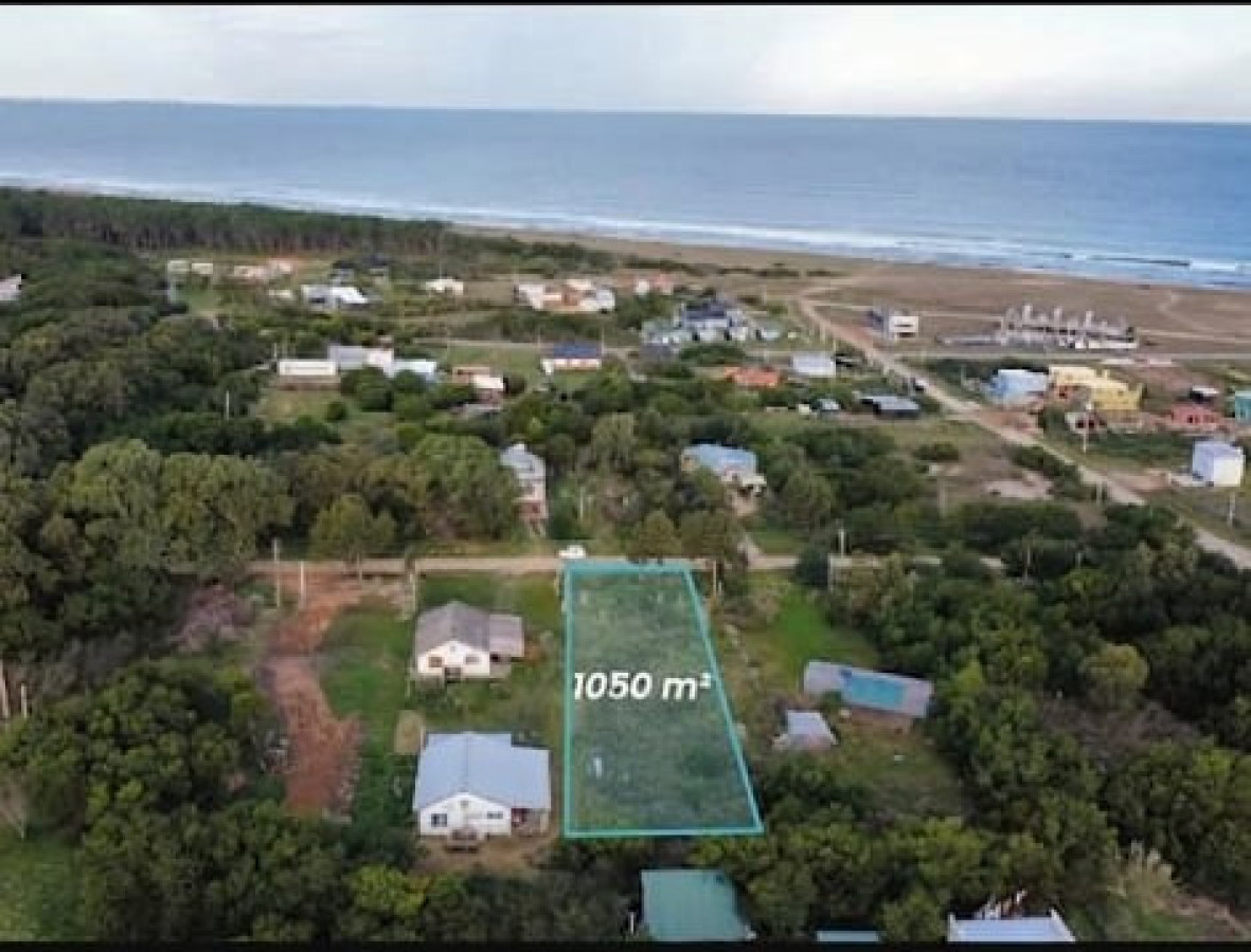 terreno en punta negra