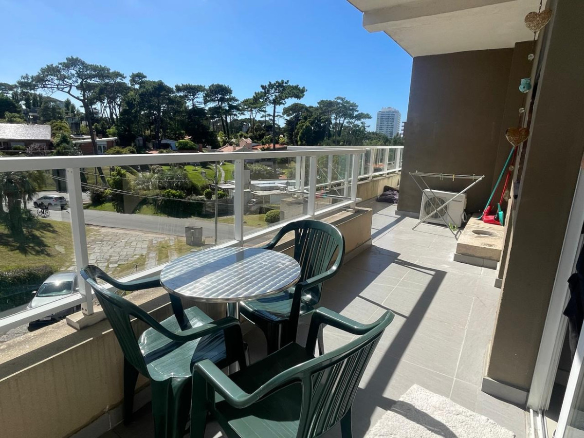 Imagen de Venta en Playa Mansa 1 Dormitorio Moderno.