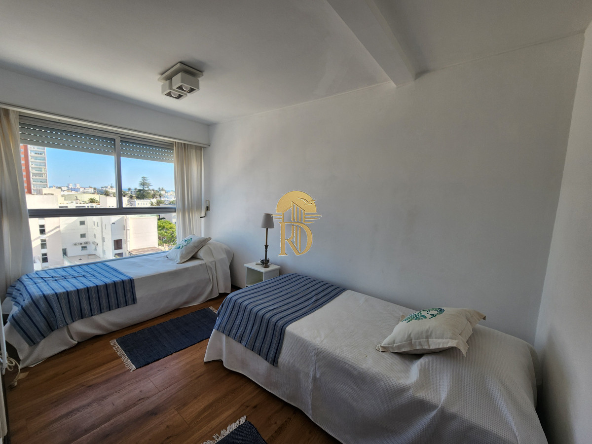 Punta del este tu lugar cerca del puerto. -id-125-22