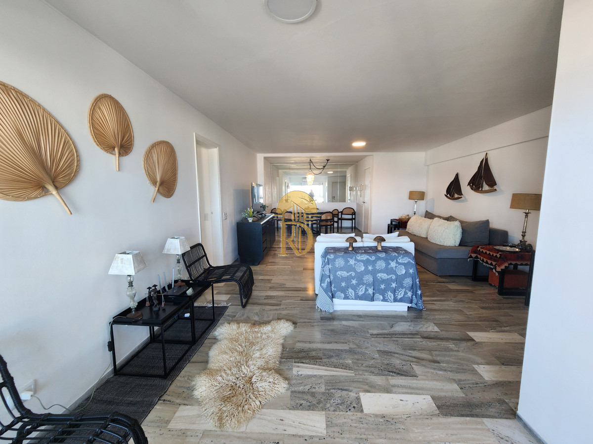 Punta del este tu lugar cerca del puerto. -id-125-7