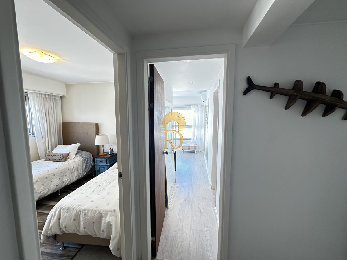 Apto a metrs del puerto Alquiler de verano de 2025 -id-402-17