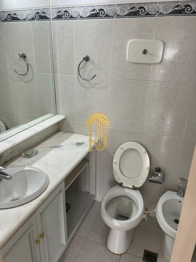 Venta en península piso alto -id-400-4