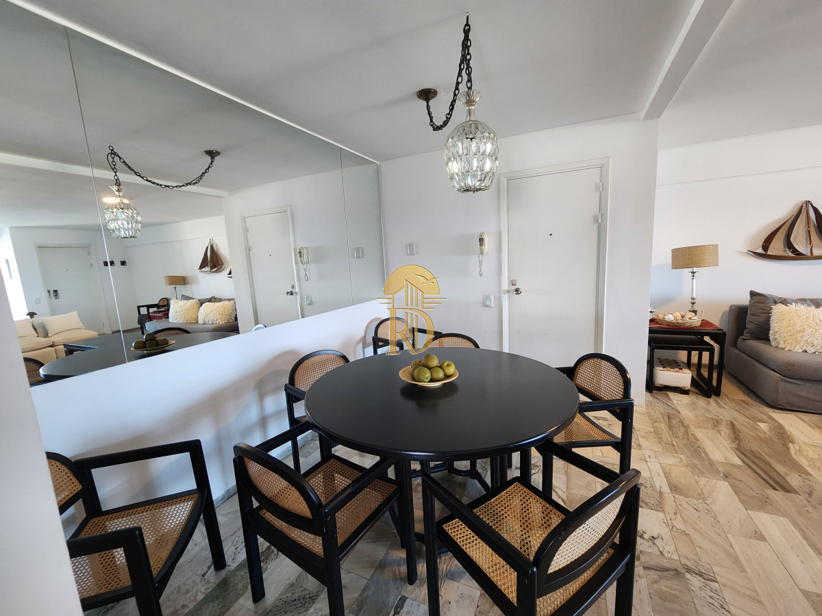 Punta del este tu lugar cerca del puerto. -id-125-11