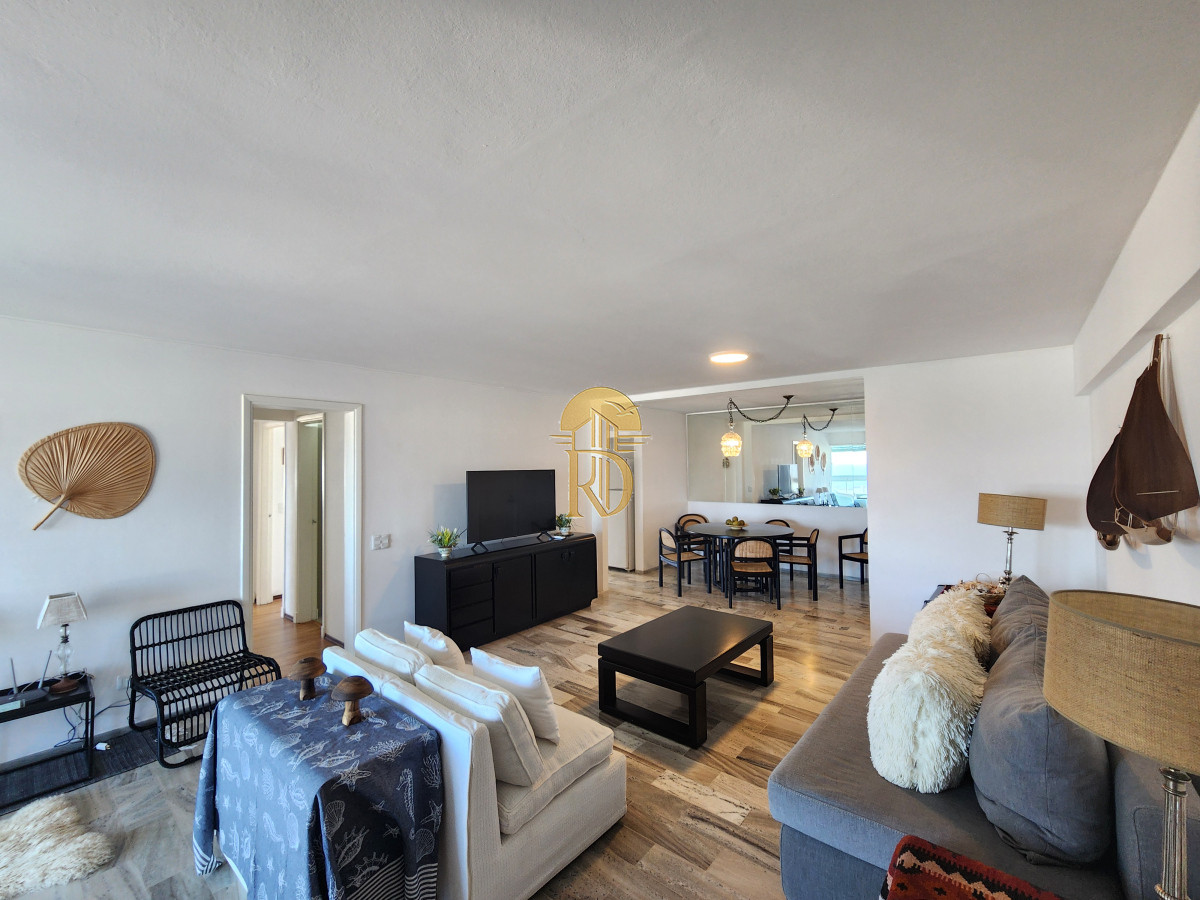 Punta del este tu lugar cerca del puerto. -id-125-2