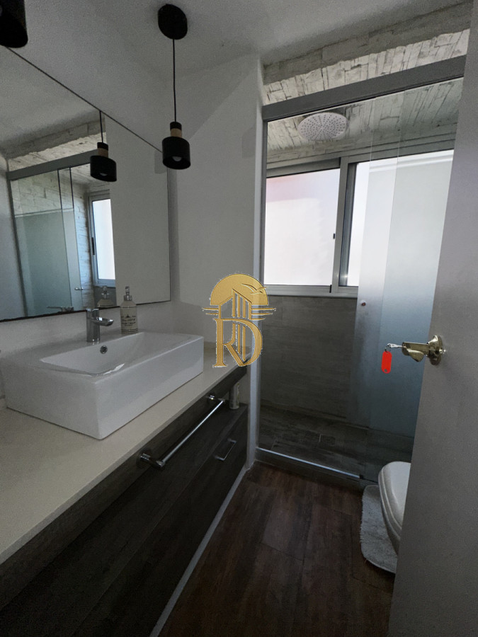 Alquiler en playa mansa -id-107-19