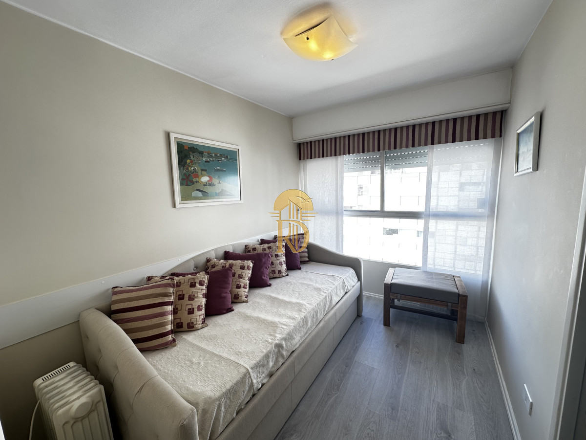 Apto a metrs del puerto Alquiler de verano de 2025 -id-402-16