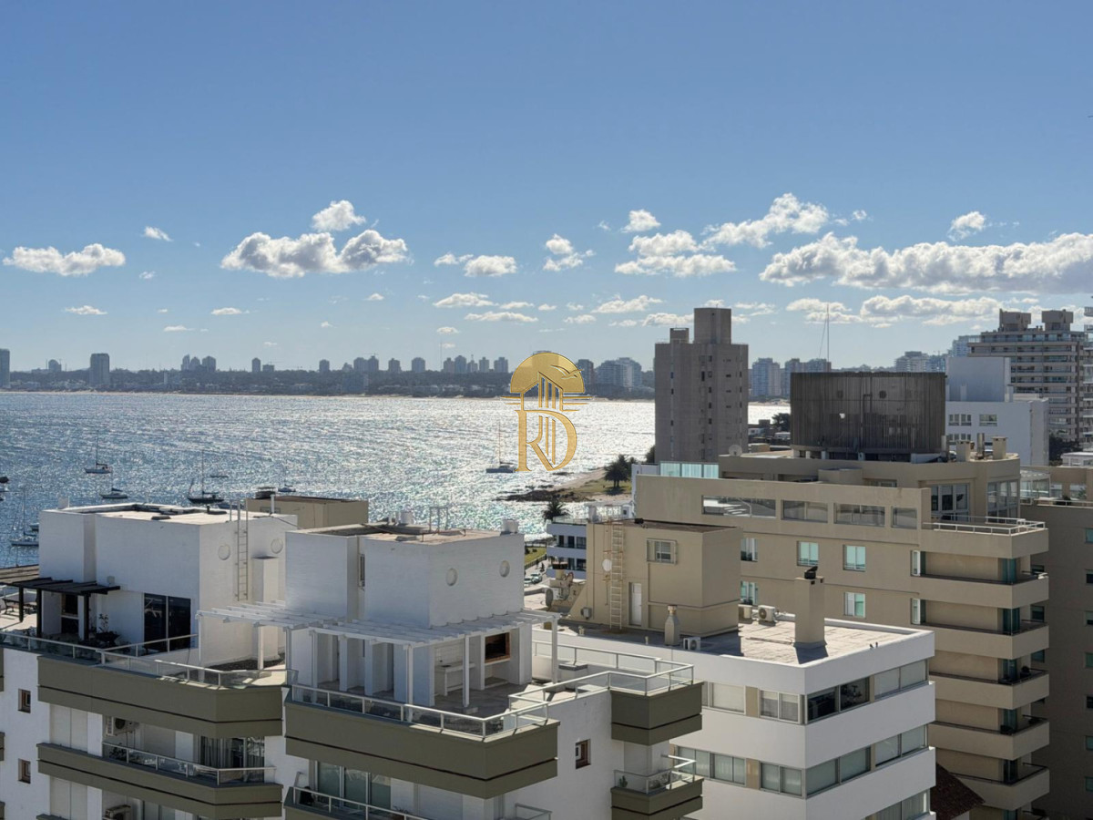 Apartamento en venta frente al puerto -id-143-13
