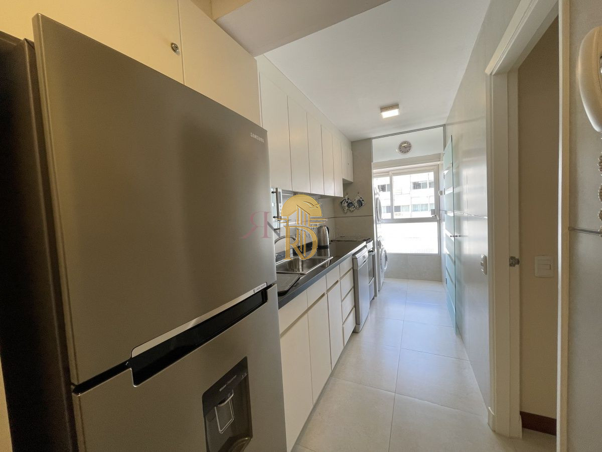 frente al puerto de punta del este -id-181-10