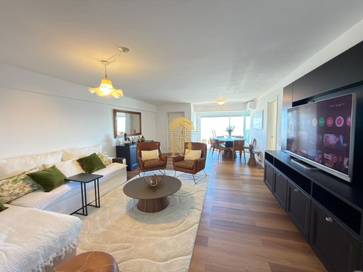 Apartamento en venta frente al puerto -id-143-1