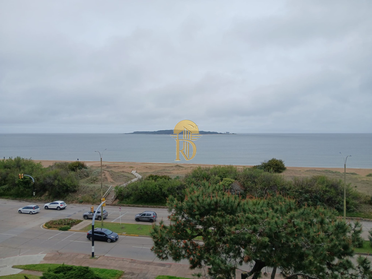 VENTA APTO PRIMERA LINEA MANSA -id-532-9