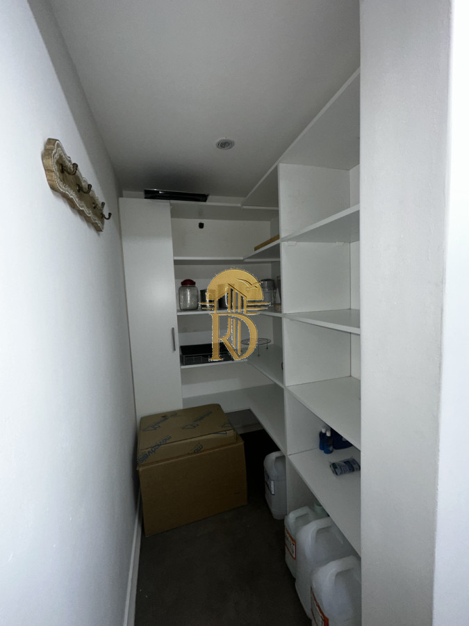 Alquiler en playa mansa -id-107-16