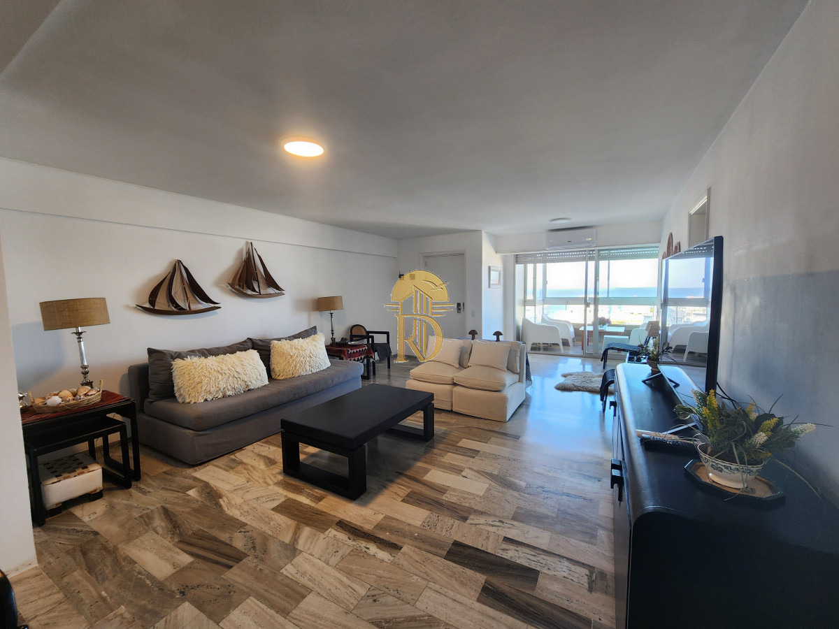 Punta del este tu lugar cerca del puerto. -id-125-1