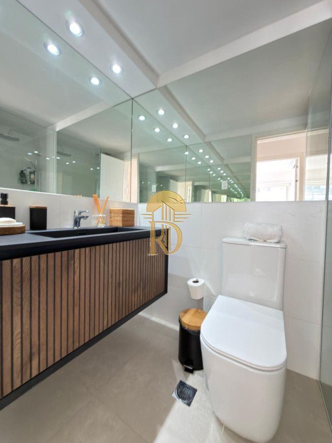 Apartamento en venta frente al puerto -id-143-10