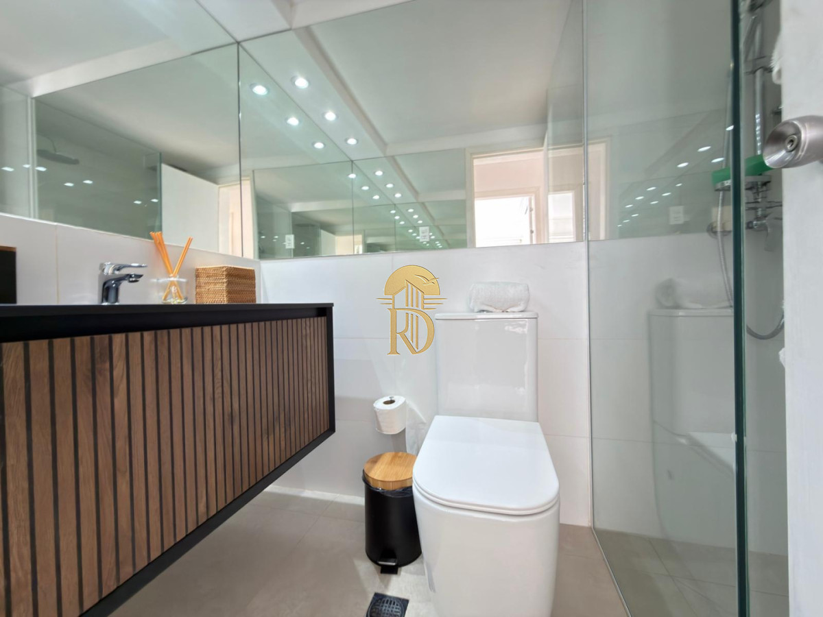 Apartamento en venta frente al puerto -id-143-9