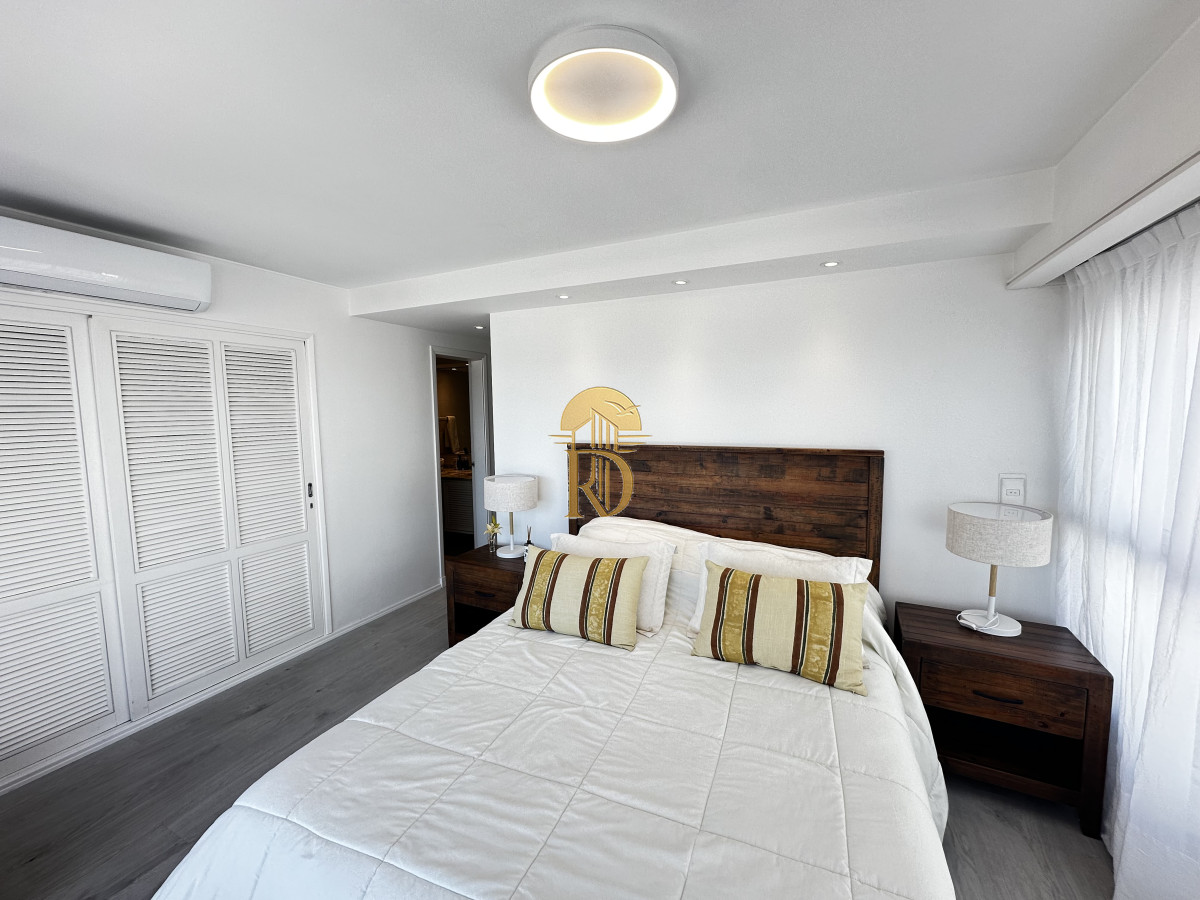 Apto a metrs del puerto Alquiler de verano de 2025 -id-402-22