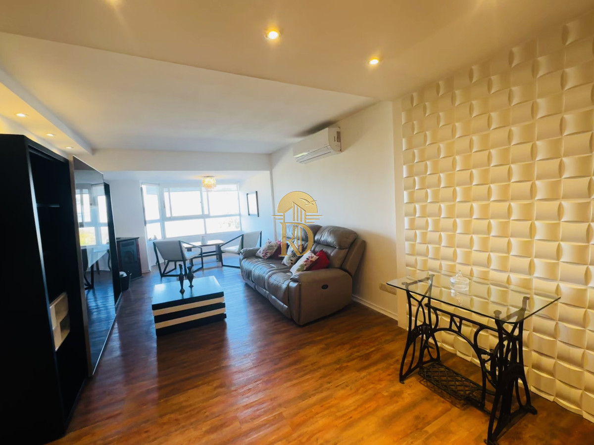 Alquiler en playa mansa -id-107-11