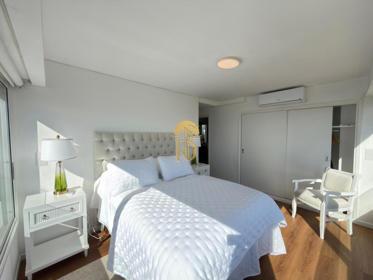 Apartamento en venta frente al puerto -id-143-11