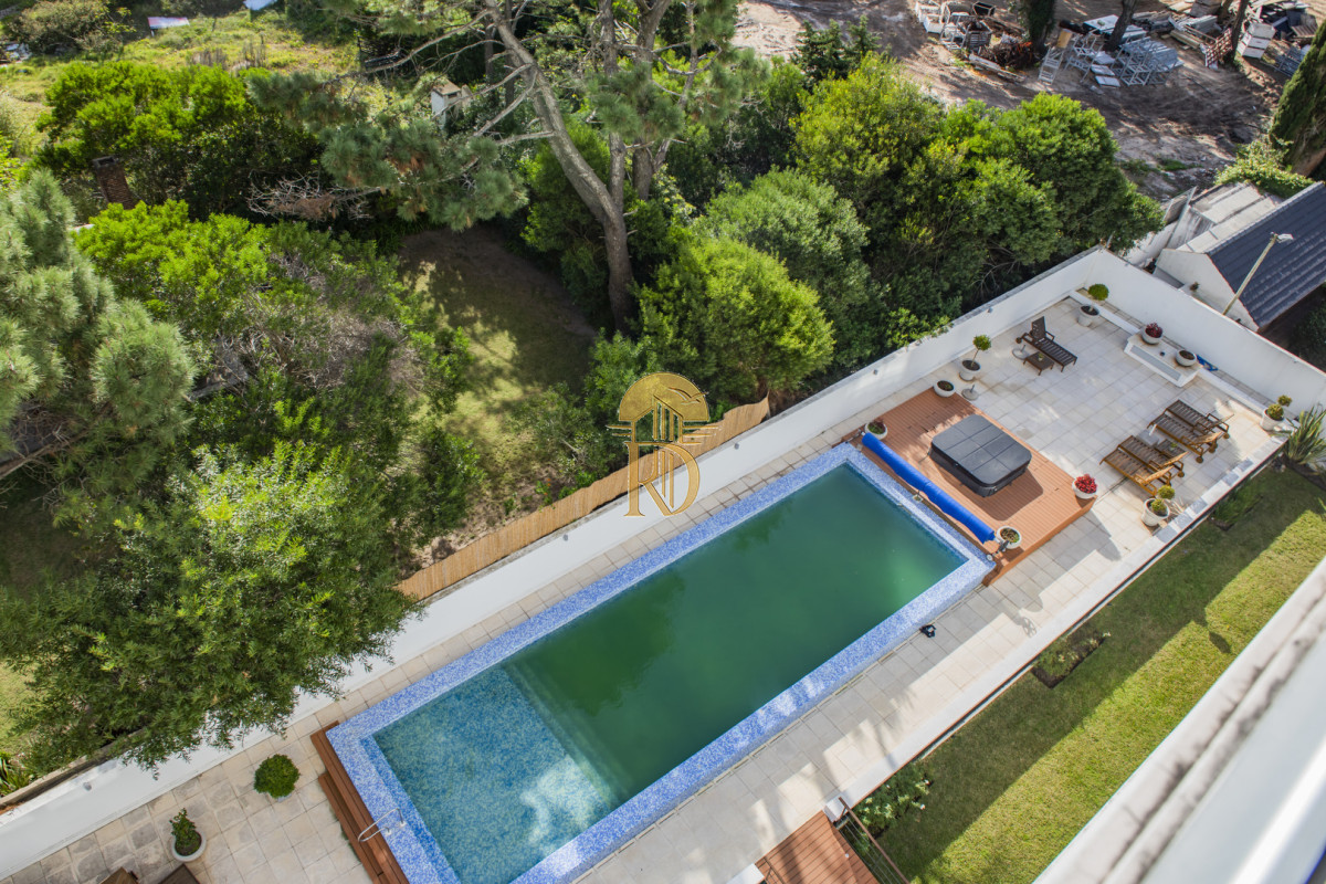 torre con servicios en venta -id-141-33