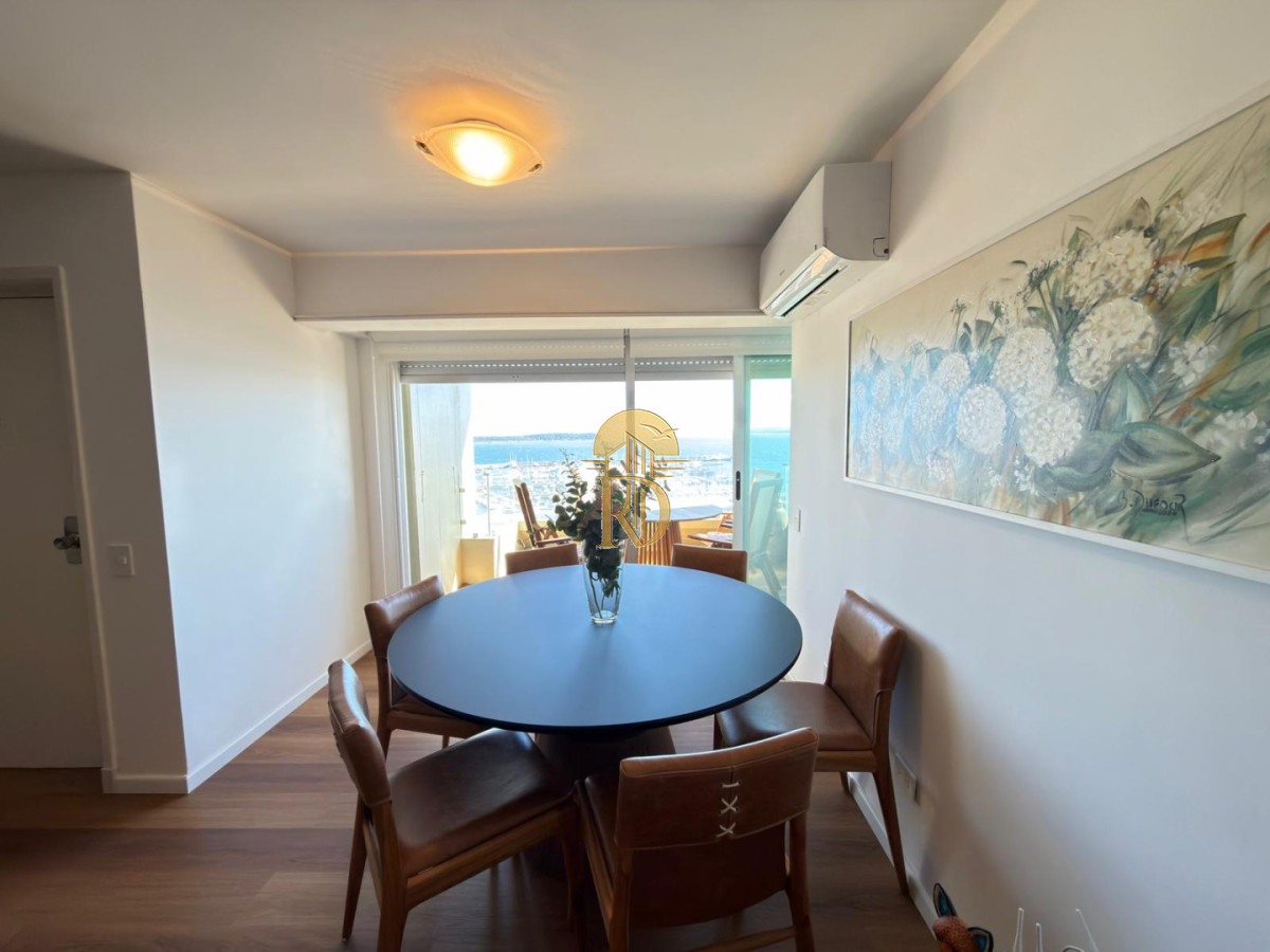 Apartamento en venta frente al puerto -id-143-4