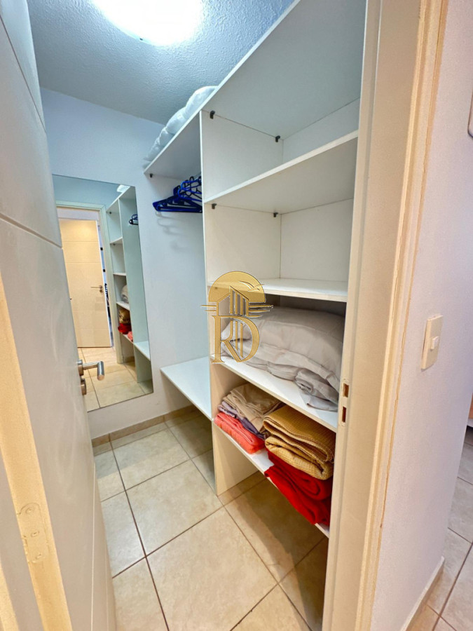 Apartamento en parada 6 de la brava -id-410