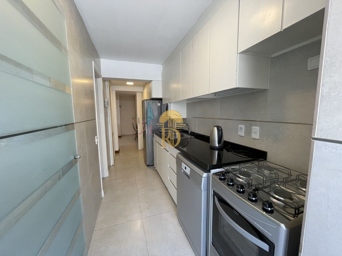 frente al puerto de punta del este -id-181-5