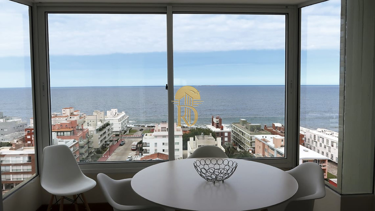 frente al puerto de punta del este -id-181-1