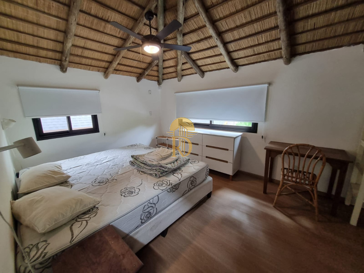 Casa apta para familias, -id-250-5