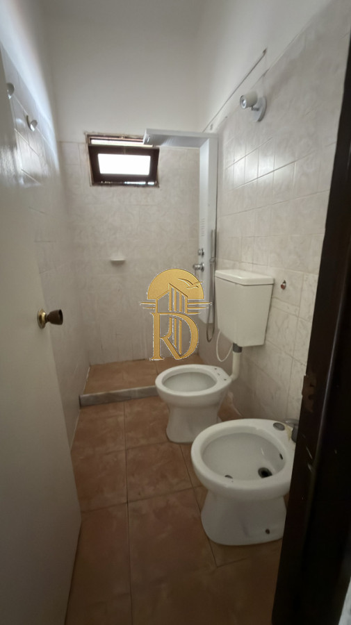 casa en venta bario biarritz -id-1041-13