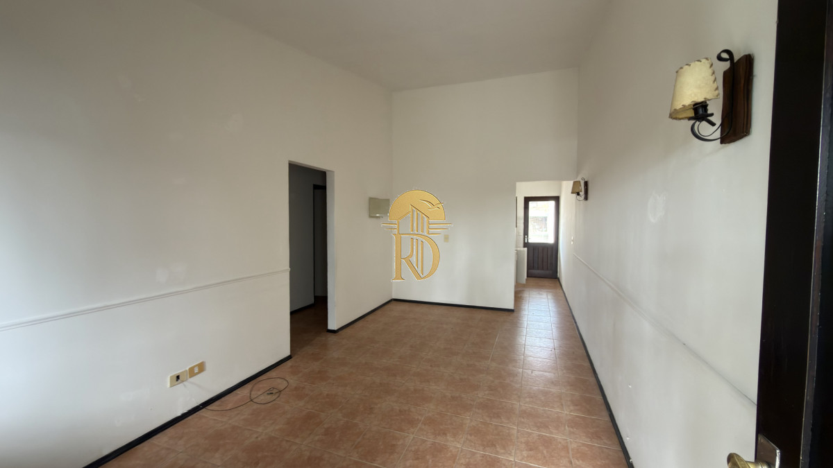 casa en venta bario biarritz -id-1041-10